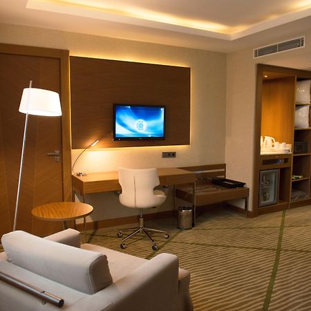 Holiday Inn Gaziantep By Ihg Екстериор снимка