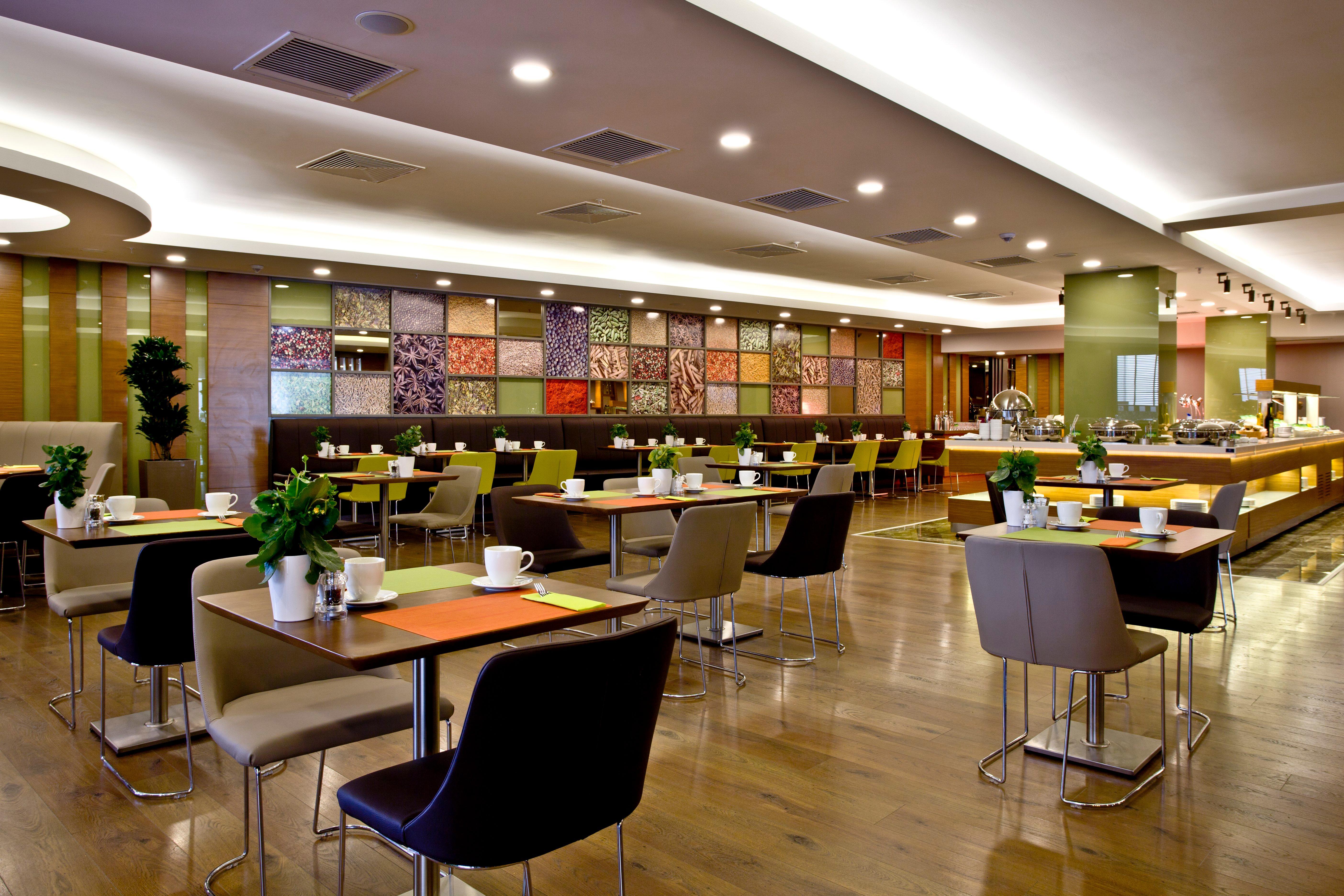 Holiday Inn Gaziantep By Ihg Екстериор снимка